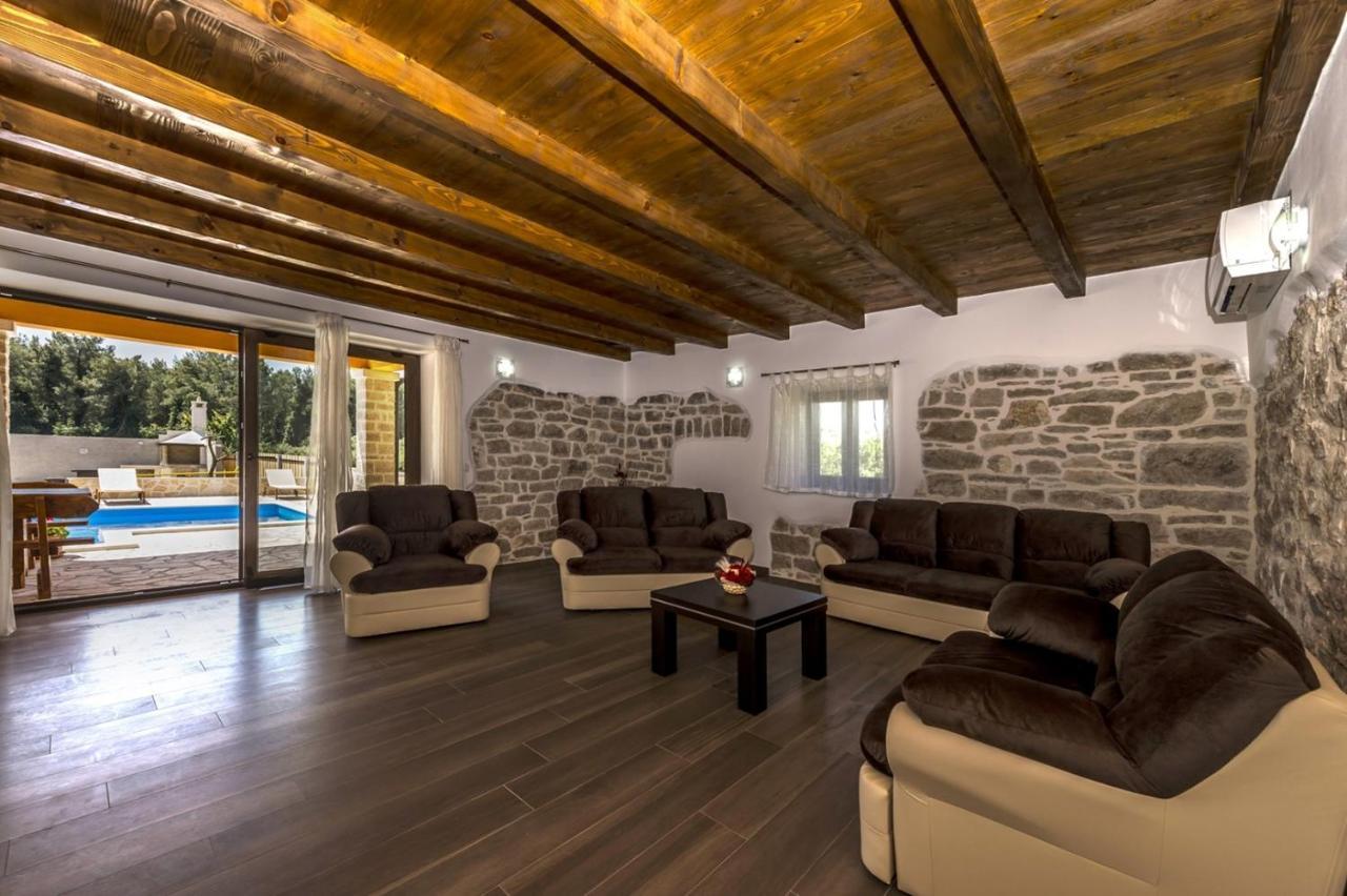 Spacious Four-Bedroom Villa Marija Klostar Extérieur photo