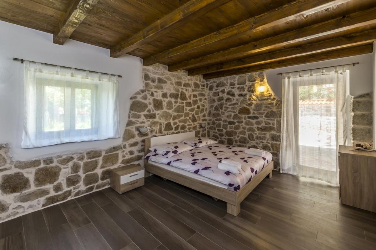 Spacious Four-Bedroom Villa Marija Klostar Extérieur photo